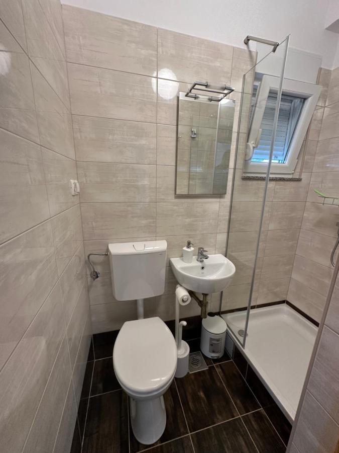 Villa Petra S Bazenom, Rostiljem I Parkingom Zadar Exterior foto